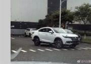 跨界轿跑SUV 长安CS85无伪装谍照曝光