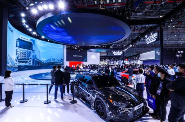现代汽车集团AII IN新能源：纯电动品牌IONIQ和氢燃料电池将成为发展主线
