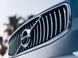 攜手車主守護“心”聲，沃爾沃汽車“守護先心兒童”計劃善款交付