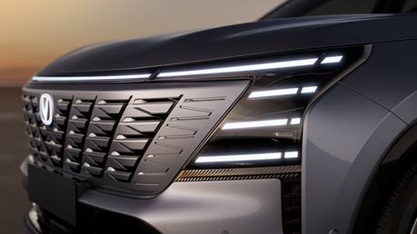 气场媲美豪华SUV！全新一代长安CS75PLUS官图曝光
