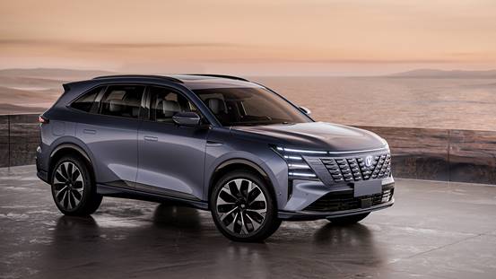 气场媲美豪华SUV！全新一代长安CS75PLUS官图曝光