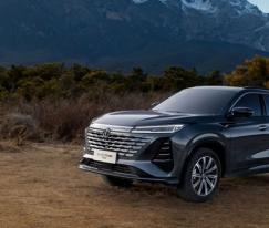 第三代CS75PLUS冠军版、锋兰达双擎领先版、星越L长风版大横评！谁更胜一筹?