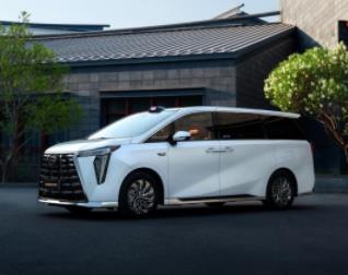 为什么说当代父母的幸福感,藏在这辆车的第二排?