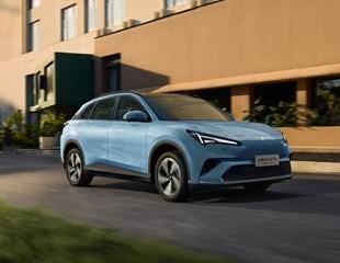 最像真人驾驶的驾驶辅助,10.98万起全新阿尔法T5引领辅助驾驶平权