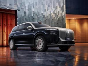 最新版鸿蒙座舱 全车VIP音效定义豪华 岚图泰山座舱发布