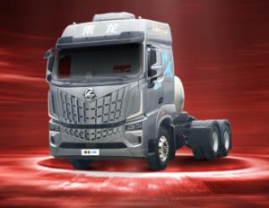 实至名归！乘龙HK LNG牵引车问鼎“2025年度燃气重卡品质引领奖”