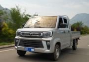 能装能扛油耗省，祥菱V5微卡俘获建材运输郑老板
