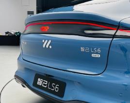 智己汽车官宣 全新一代智己LS6将于9月10日开启预售